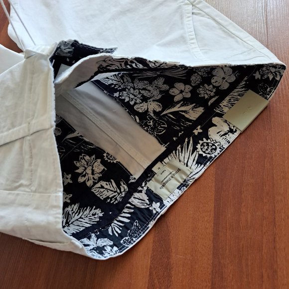 New Bruun & Stengade Men's White Floral Shorts Size 31 - Picture 7 of 9